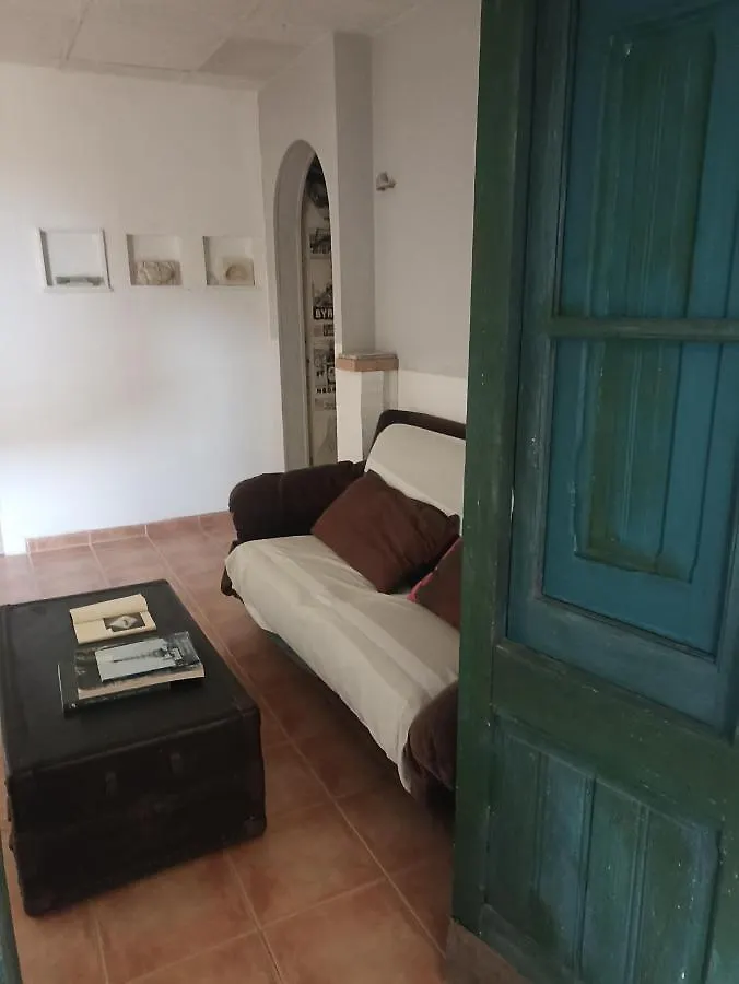 Homestay Can Ventura Deltebre